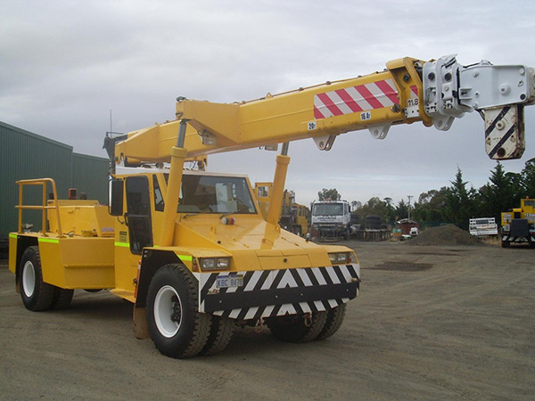 Chelsea Mobile Cranes-labour hire & sales